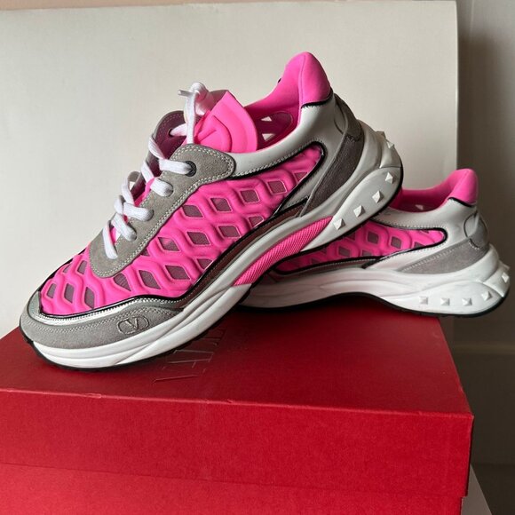 Valentino Garavani Ready Go Runner Low-top Sneakers Size 40 worn twice - Picture 1 of 5